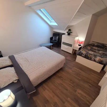 De L'eculaz Appartement *