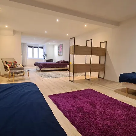 De L'eculaz Appartement *